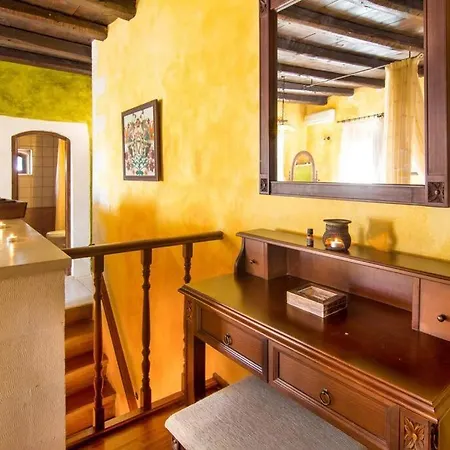 Samonas - 5 Maisonettes With Breathtaking Views منتجع خانيا