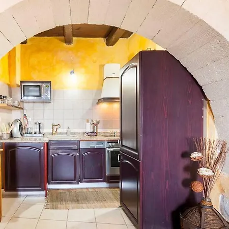 Samonas - 5 Maisonettes With Breathtaking Views ハニア